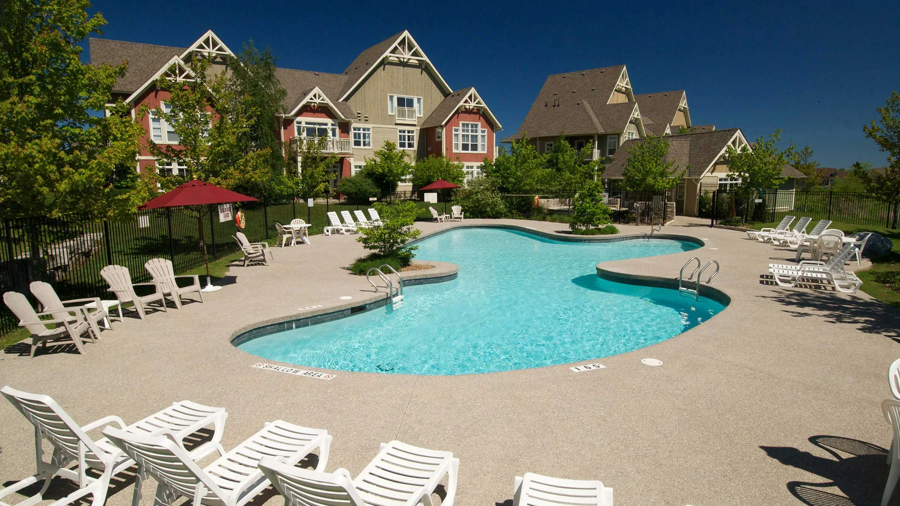 Community pool