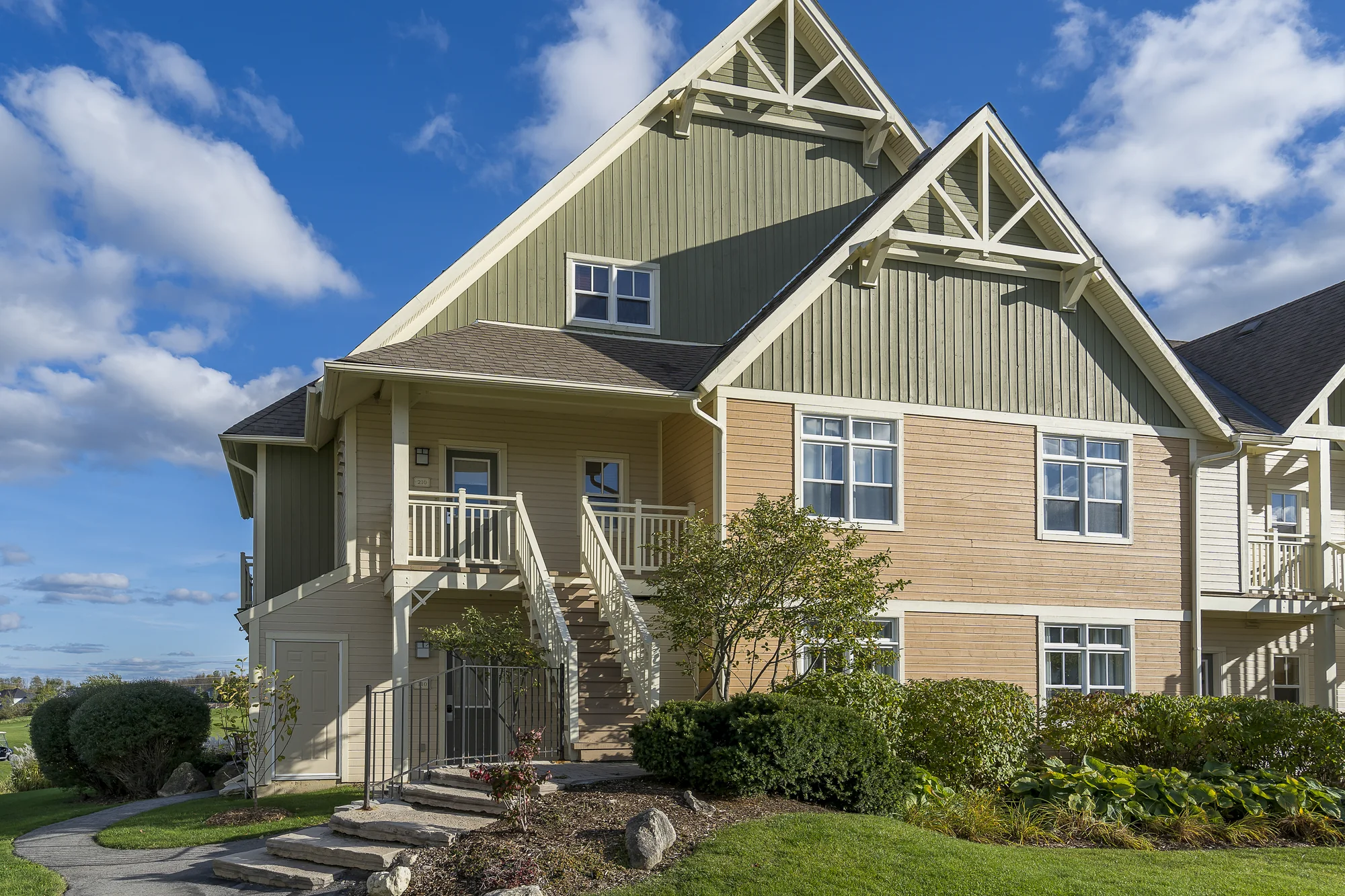 Townhouse exterior in the Rivergrass community